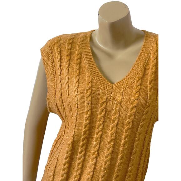 CUPCAKES AND CASHMERE Womens Size Small Burnt Orange V Neck Cable Knit Sweater - Picture 5 of 7